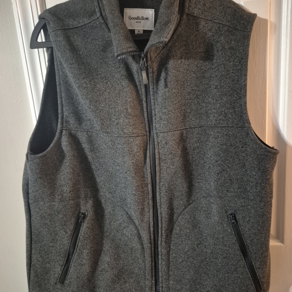Goodfellow & Co Men's Gray Full-Zip Vest